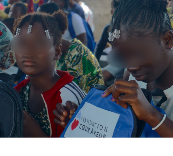 Dons de kits scolaires 