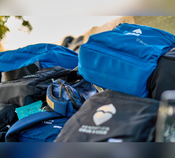Don de kits scolaires
